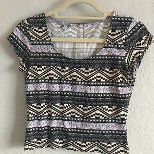 Patterned crop top with zipper on back